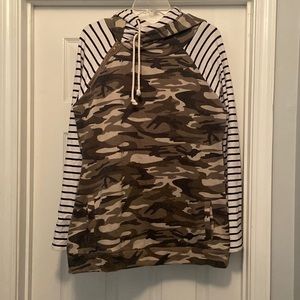 Women’s Double Hooded Sweatshirt - L